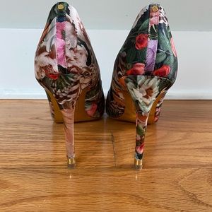Ted Baker London Heels